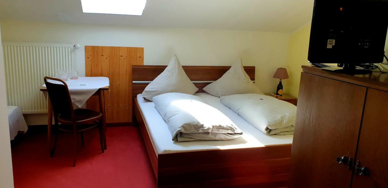 Pension Inntalhof Grossholzhausen Buitenkant foto