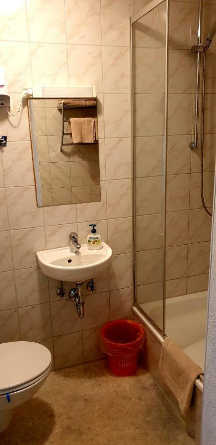Pension Inntalhof Grossholzhausen Buitenkant foto